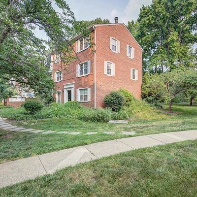 2657 S Walter Reed Drive, Arlington, VA 22206