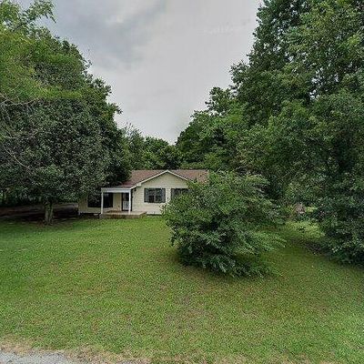 27 Bermuda Dr, Jackson, TN 38305