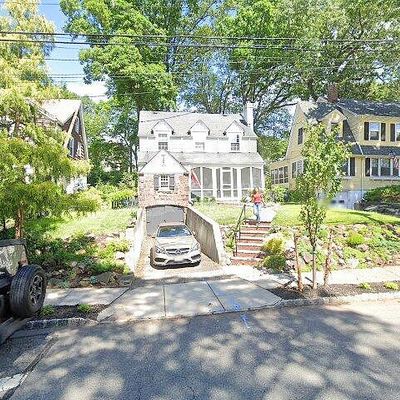 27 Oakridge Rd, West Orange, NJ 07052