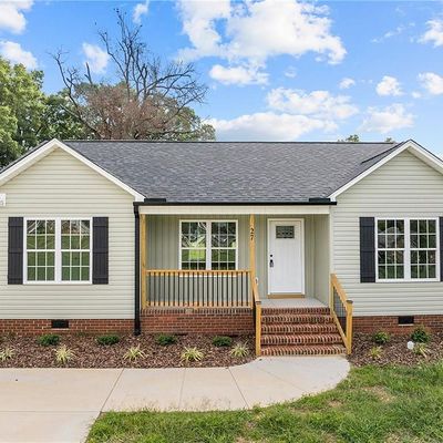 27 Taylor Street, Thomasville, NC 27360