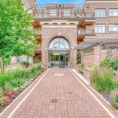 2700 E Cherry Creek South Drive, Denver, CO 80209