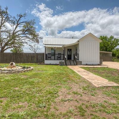 271 N 3rd Street, Harper, TX 78025