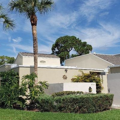 2713 Horseshoe Court, Sarasota, FL 34235