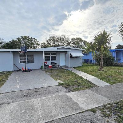 272 Nw 30 Th Ter, Fort Lauderdale, FL 33311