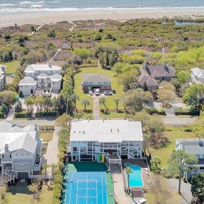 2720 Bayonne St, Sullivans Island, SC 29482