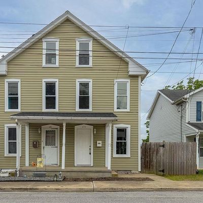 273 Park St, Waynesboro, PA 17268