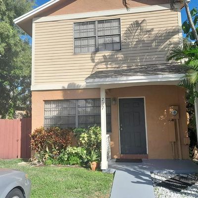 277 Nw 106th Avenue, Pembroke Pines, FL 33028