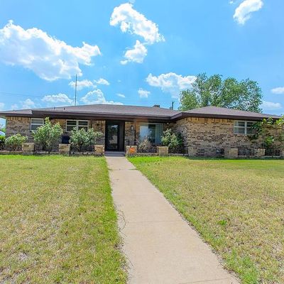 2806 Crestline Ave, Big Spring, TX 79720