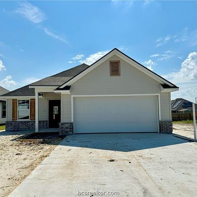 2813 Messenger Way, Bryan, TX 77802