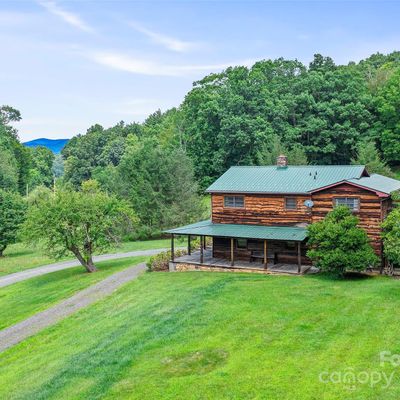 2825 Banks Creek Rd, Burnsville, NC 28714