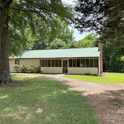 2845 Woodgate Drive, Lincolnton, NC 28092