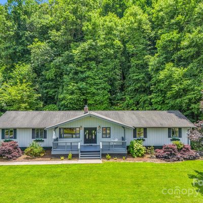 24 Middlemount Drive, Pisgah Forest, NC 28768