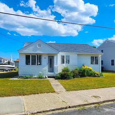 24 N Roosevelt Blvd, Brigantine, NJ 08203