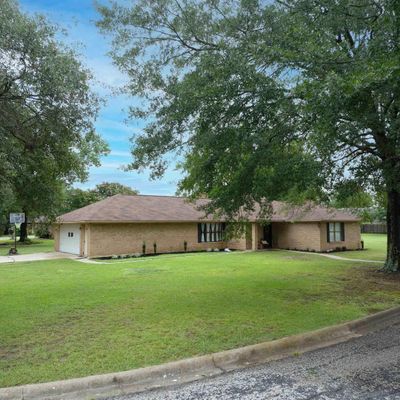 2401 Matthew Dr, Mount Pleasant, TX 75455