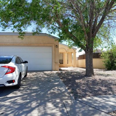 2401 High Desert Cir Ne, Rio Rancho, NM 87144