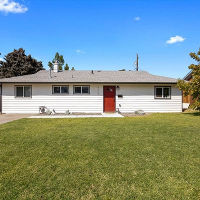 2404 Dallas St, Richland, WA 99352