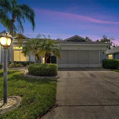 2414 Oxford Down Ct, Sun City Center, FL 33573