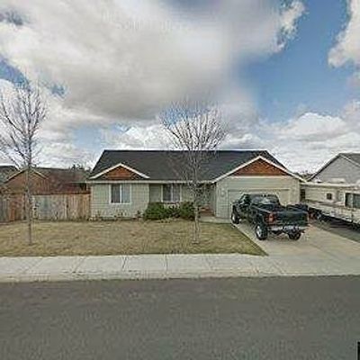 2429 Nw 21 St St, Redmond, OR 97756