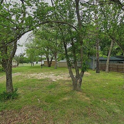 243 Pueblo Dr, Gordonville, TX 76245