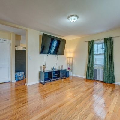 243 N 1 St Ave, Manville, NJ 08835