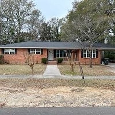 244 S Rountree St, Metter, GA 30439