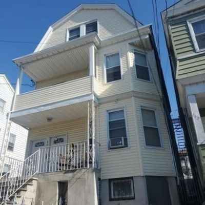 247 Parker St, Newark, NJ 07104