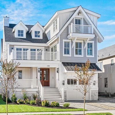 248 41 St St, Avalon, NJ 08202