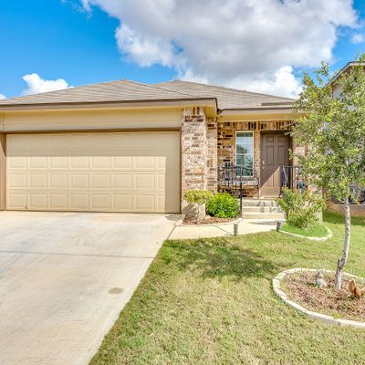 248 Middle Green Loop, Floresville, TX 78114