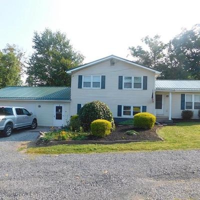 25 Blue Bird Drive, Lewistown, PA 17044