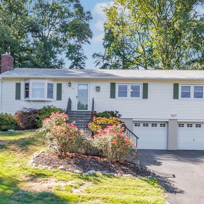 25 Woods Grove Rd, Shelton, CT 06484