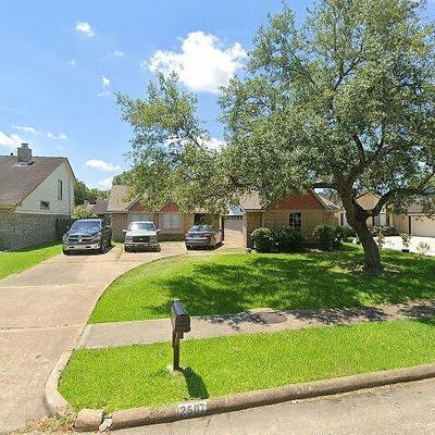 2507 Willow Dr, Stafford, TX 77477