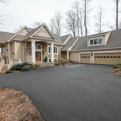 2515 Summit Ridge Trl, Charlottesville, VA 22911