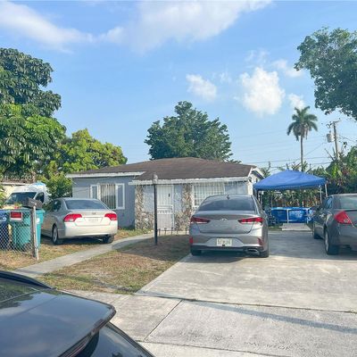 2530 Nw 155 Th St, Opa Locka, FL 33054