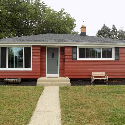 2540 82 Nd St, Kenosha, WI 53143