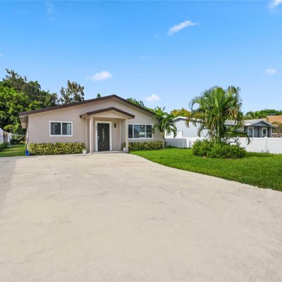 255 Glouchester St, Boca Raton, FL 33487