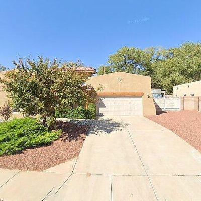 303 Dennis Dr Ne, Los Lunas, NM 87031