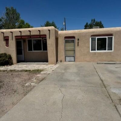 304 Coronado St Ne, Los Lunas, NM 87031