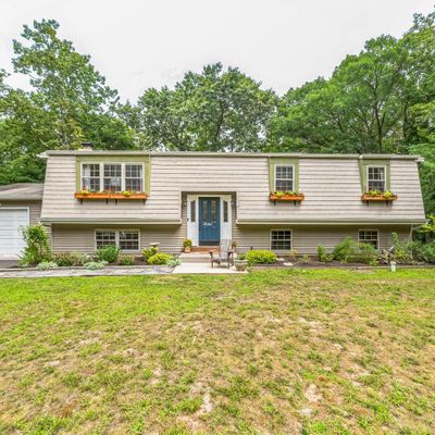 305 Cherry Rd, Marlton, NJ 08053