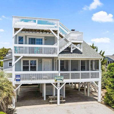 305 E Main St, Sunset Beach, NC 28468