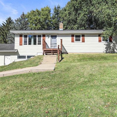 305 Indian Summer Rd, Marshall, WI 53559