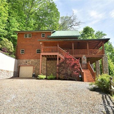 305 Panther Dr, Maggie Valley, NC 28751