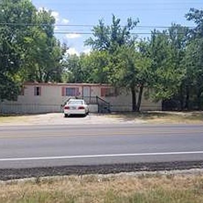 305 W Sherman Street, Chico, TX 76431