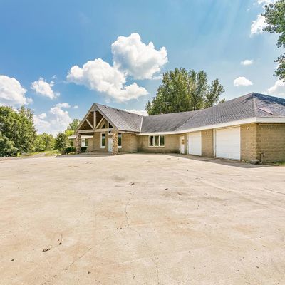 306 30 Th St Sw, Montrose, MN 55363