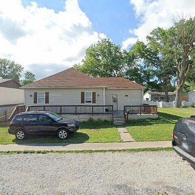 309 E Oak St, Gillespie, IL 62033