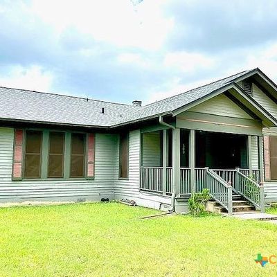 309 W Sarah Street, Cuero, TX 77954