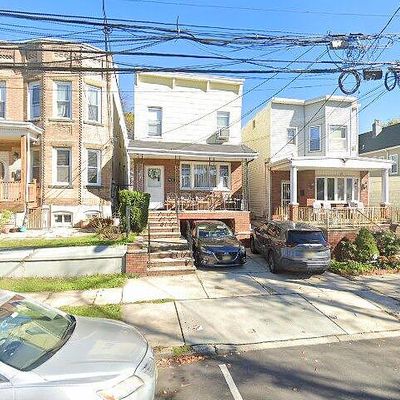 31 W 47 Th St, Bayonne, NJ 07002