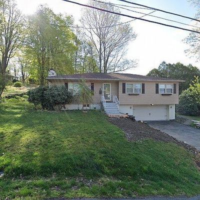 310 Crestwood Ave, Clarks Summit, PA 18411