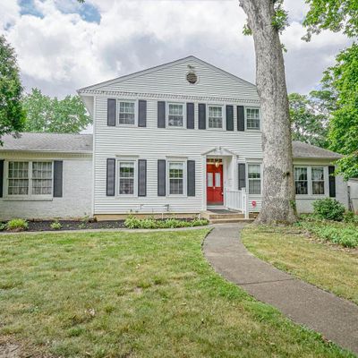 3103 Woodhaven Dr, Cinnaminson, NJ 08077