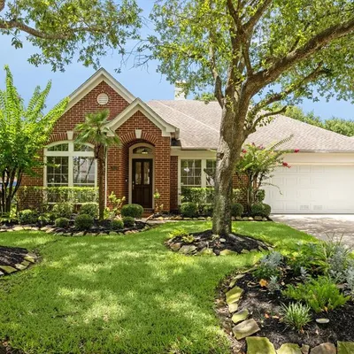 3113 Indian Summer Trl, Friendswood, TX 77546