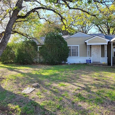 312 Foch St, Bryan, TX 77801